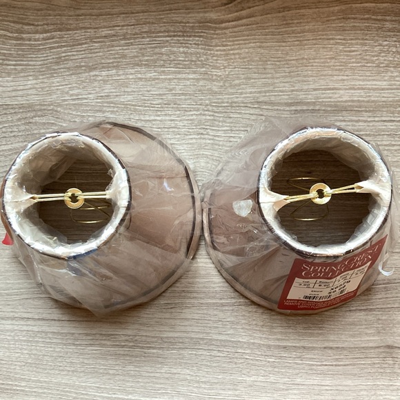 SpringCrest collection two lamp shades neutral - Picture 5 of 16